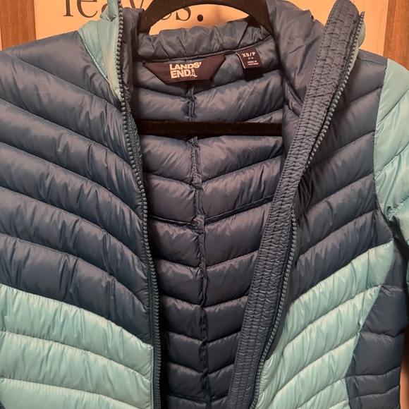 Lands' End Women's Two-Tone  teal/ blue Puffer Coat - Picture 2 of 7